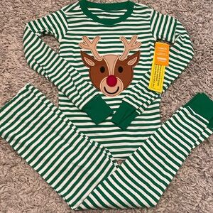 NWT 2022 Gymboree Reindeer Gymmies, Size 7